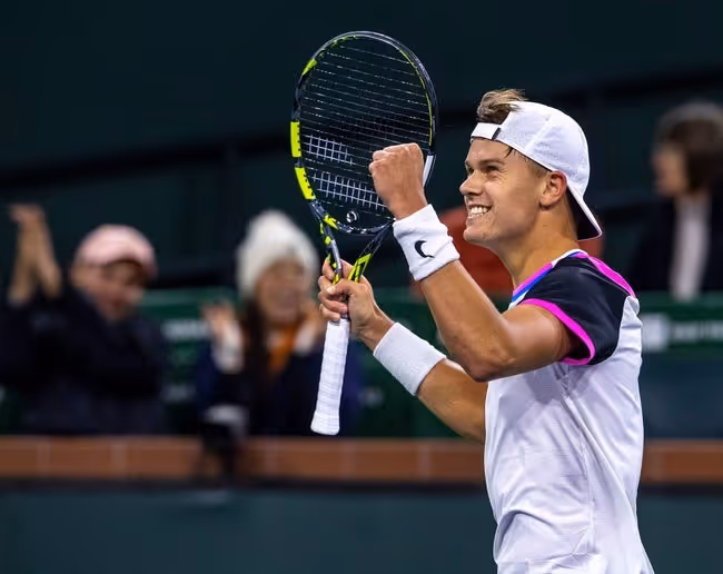 Person, Racket, Sport