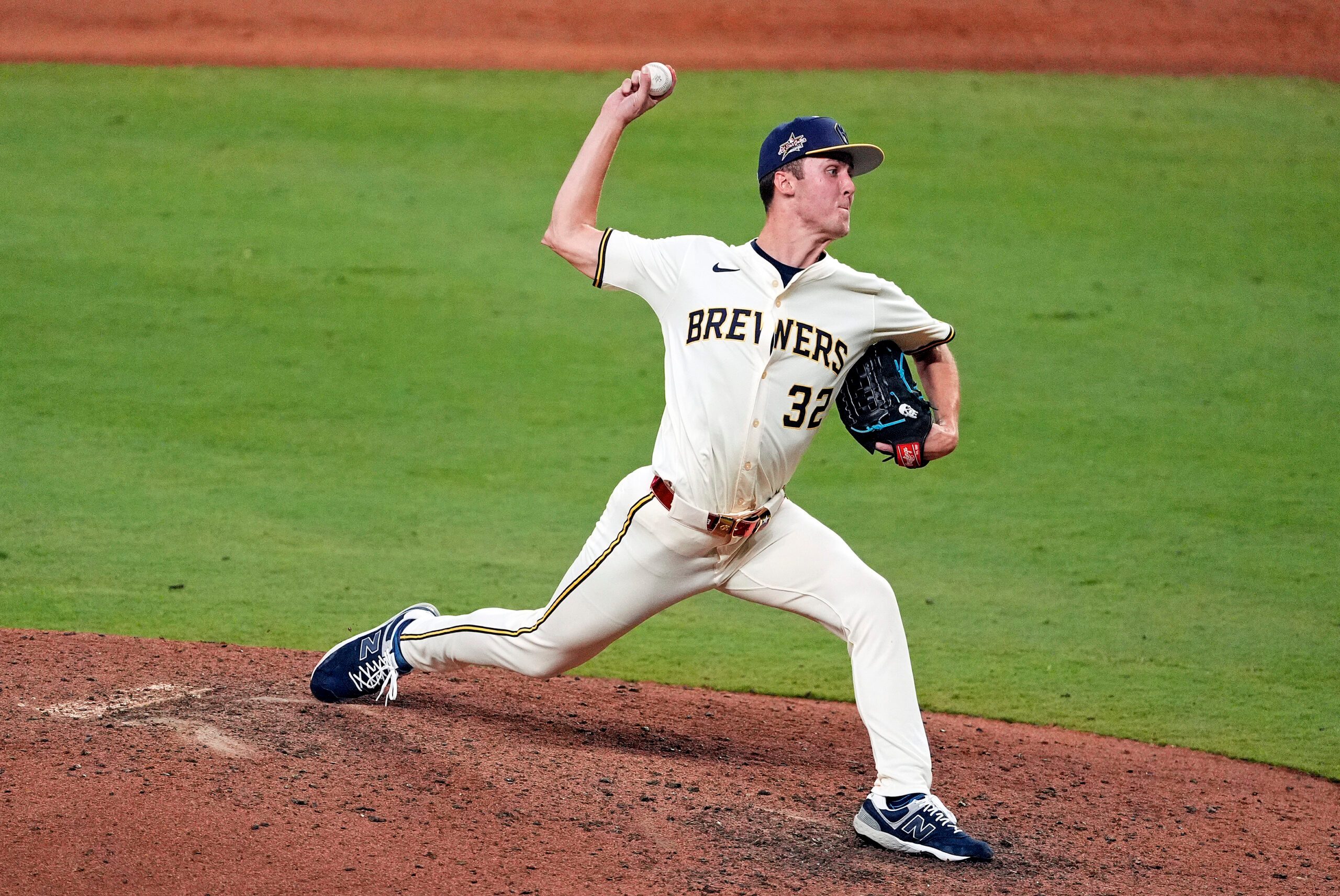Jul 15, 2025; Cumberland, Georgia, USA; National League pitcher Jacob
Misiorowski of the Milwaukee Brewers pitches  during the eighth inning during the 2025 MLB All Star Game at Truist Park. Mandatory Credit: Dale Zanine-Imagn Images