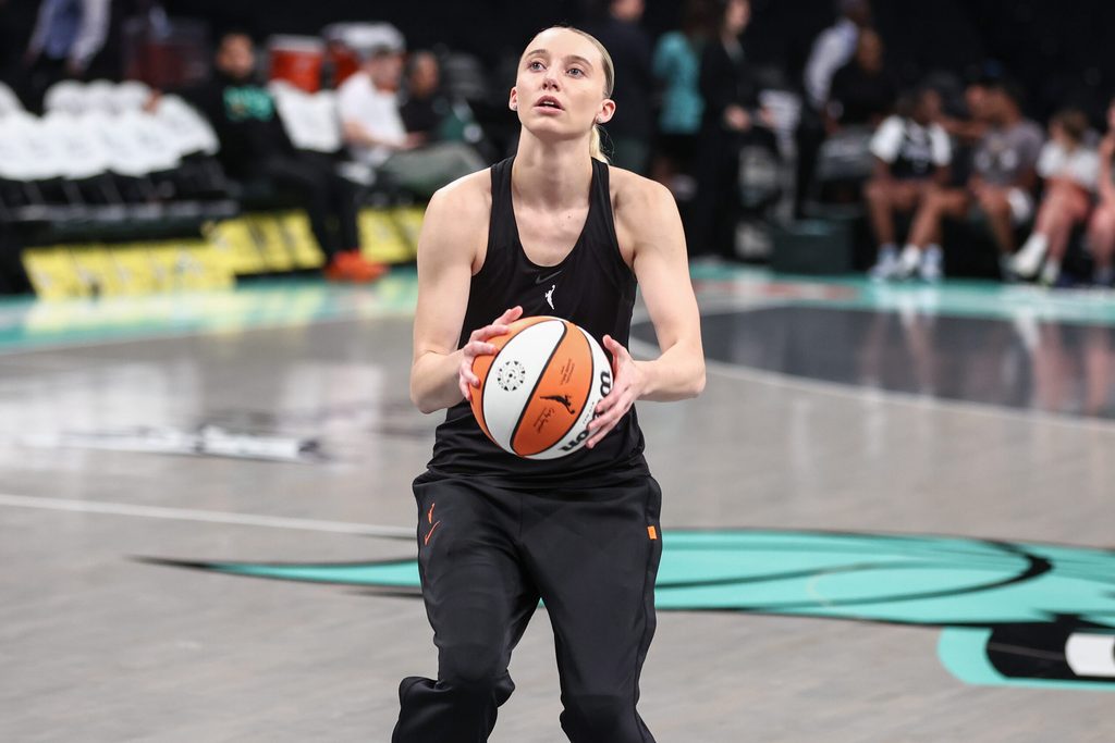 Aug 5, 2025; Brooklyn, New York, USA; Dallas Wings guard Paige Bueckers (5) warms up prior to the game against the New York Liberty at Barclays Center. Mandatory Credit: Wendell Cruz-Imagn Images
