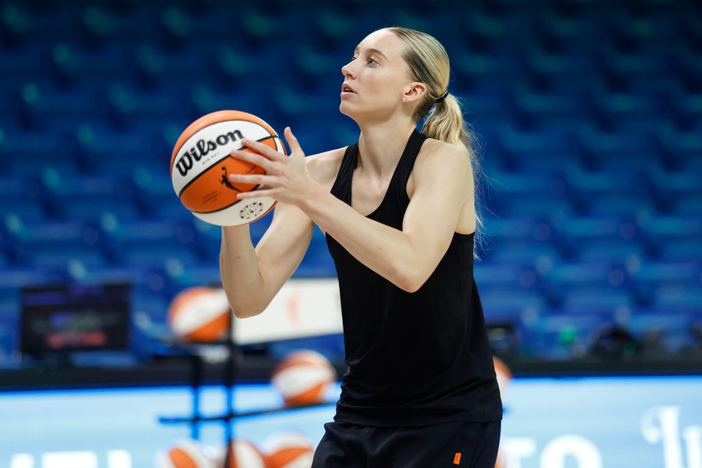 Aug 10, 2025; Arlington, Texas, USA; Dallas Wings guard Paige Bueckers (5) during warmups before a game against the Washington Mystics at College Park Center. Mandatory Credit: Chris Jones-Imagn Images