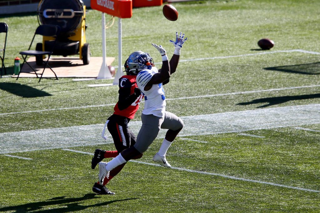 Oct 31, 2020; Cincinnati, OH, USA; Memphis Tigers defensive back Jacobi Francis (32) intercepts a pass during the third quarter of a college football game against the Cincinnati Bearcats, Saturday, Oct. 31, 2020, at Nippert Stadium in Cincinnati. The Cincinnati Bearcats won 49-10. Mandatory Credit: Kareem Elgazzar-USA TODAY NETWORK
Ncaa Football Memphis At Cincinnati