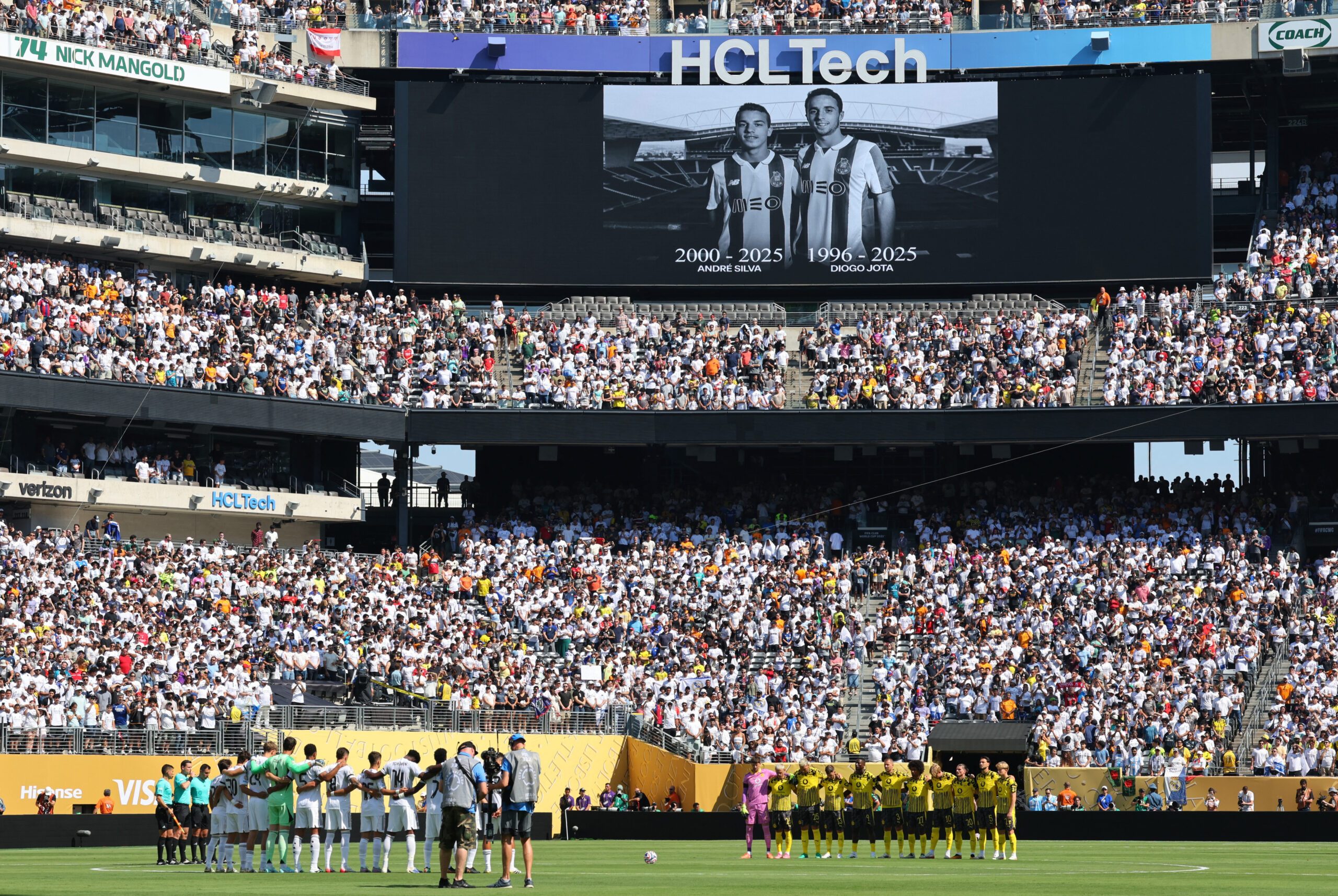 [Subscription Customers Only] Jul 5, 2025; East Rutherford, New Jersey, USA; General view during a minutes silence in tribute to Liverpool forward Diogo Jota and his brother Andre Silva before  during a quarterfinal match of the 2025 FIFA Club World Cup at MetLife Stadium. Mandatory Credit: Mike Segar-Reuters via Imagn Images
