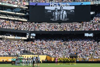[Subscription Customers Only] Jul 5, 2025; East Rutherford, New Jersey, USA; General view during a minutes silence in tribute to Liverpool forward Diogo Jota and his brother Andre Silva before  during a quarterfinal match of the 2025 FIFA Club World Cup at MetLife Stadium. Mandatory Credit: Mike Segar-Reuters via Imagn Images
