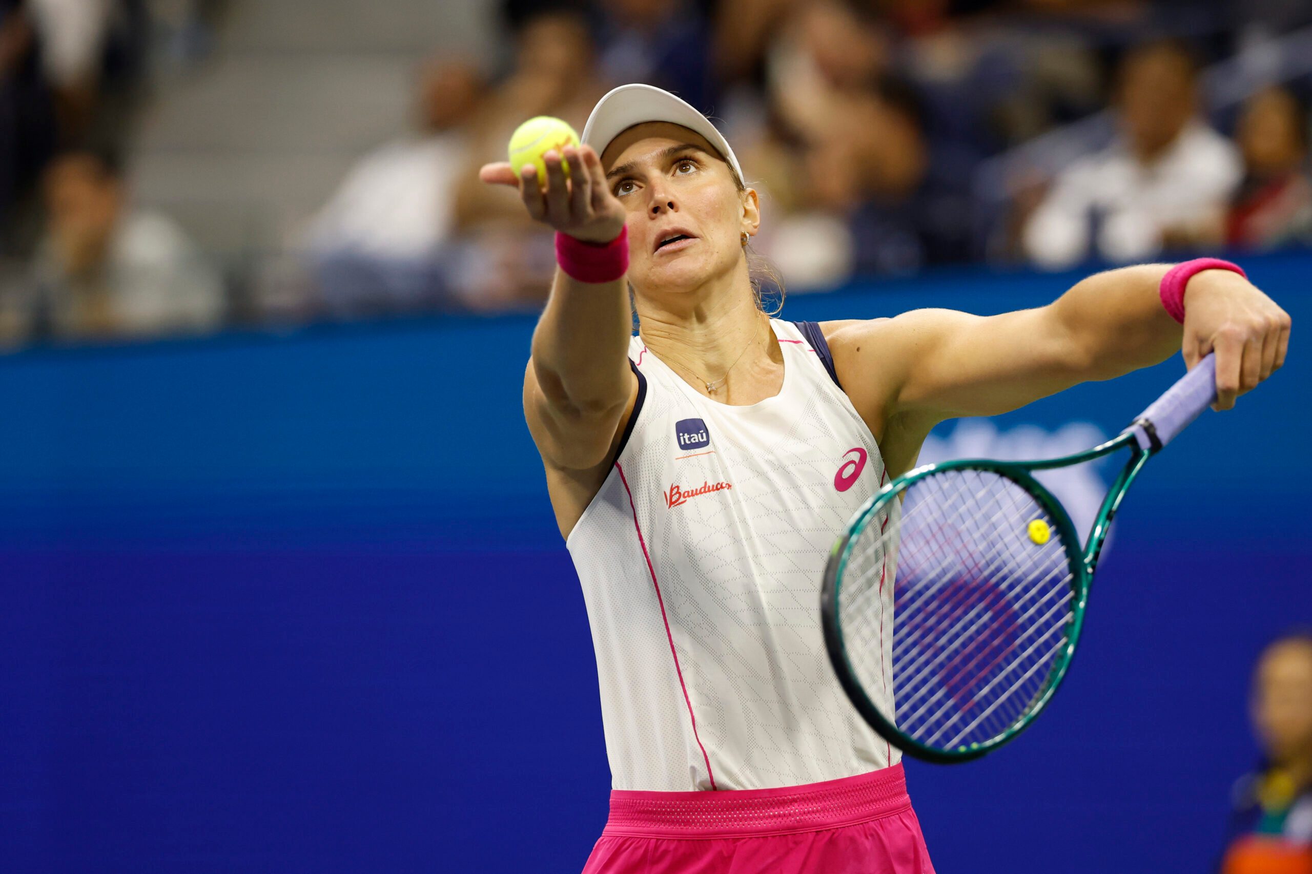 Sep 1, 2025; Flushing, NY, USA; Beatriz Haddad Maia (BRA) serves against Amanda Anisimova (USA) (not pictured) on day nine of the 2025 US Open tennis championships at Billie Jean King National Tennis Center. Mandatory Credit: Geoff Burke-Imagn Images