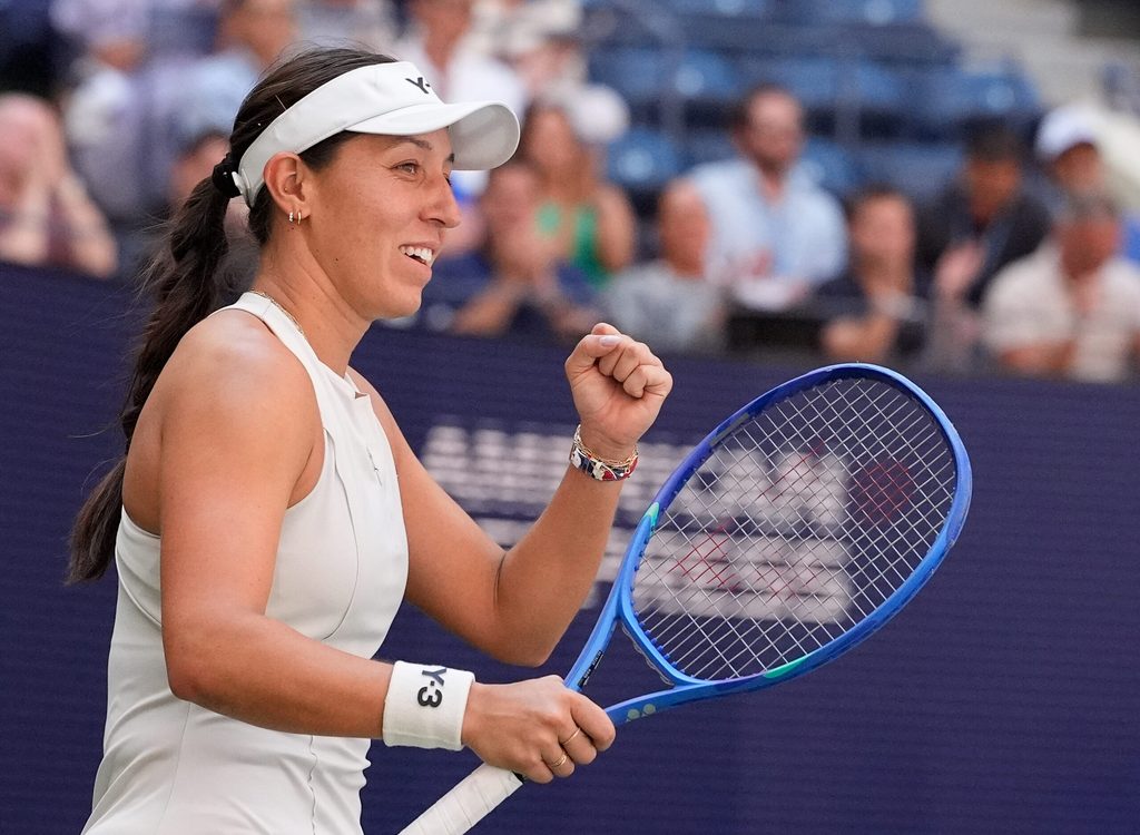 Sep 2, 2025; Flushing, NY, USA;
Jessica Pegula (USA) celebrates after beating Barbora Krejcikova (CZE) (not pictured) on day ten of the 2025 U.S. Open tennis tournament at the USTA Billie Jean King National Tennis Center. Mandatory Credit: Robert Deutsch-Imagn Images