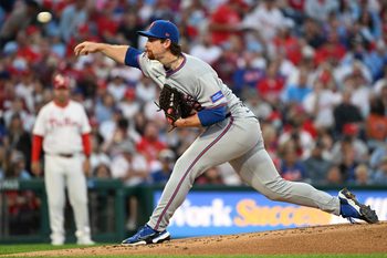 Sep 8, 2025; Philadelphia, Pennsylvania, USA; New York Mets pitcher Nolan McLean (26) throws a pitch during the first inning against the Philadelphia Phillies at Citizens Bank Park. Mandatory Credit: Eric Hartline-Imagn Images