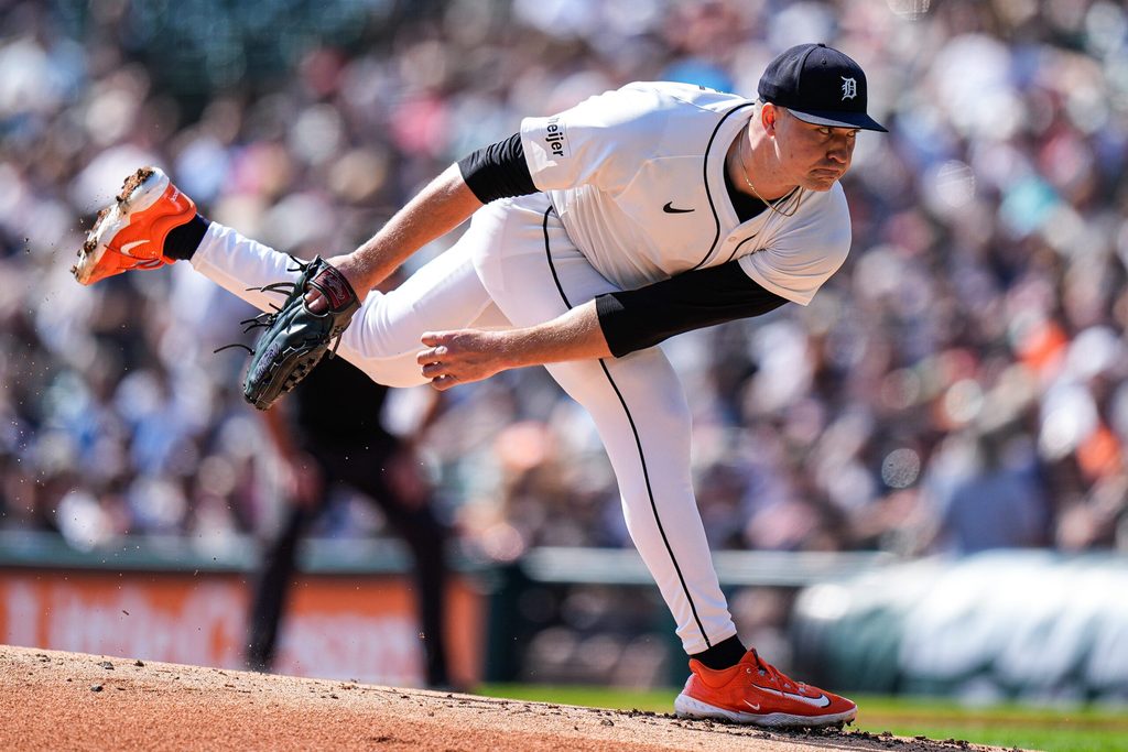 Detroit Tigers pitcher Tarik Skubal (29) throws against Cleveland Guardians during the first inning at Comerica Park in Detroit on Thursday, Sept. 18, 2025.