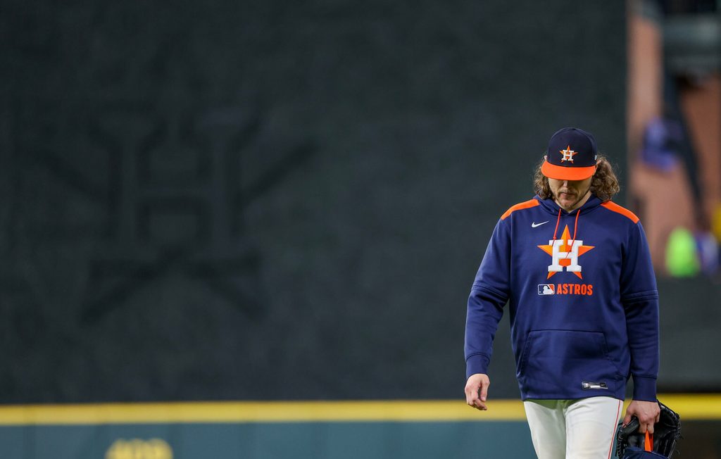 Sep 21, 2025; Houston, Texas, USA; Houston Astros relief pitcher Steven Okert (48) walks to the dugout after the Seattle Mariners defeated the Houston Astros at Daikin Park. Mandatory Credit: Thomas Shea-Imagn Images
