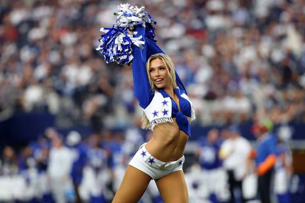 Adult, Female, Person