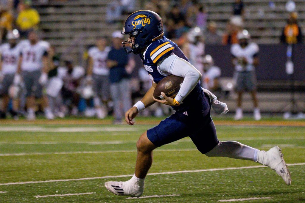 UTEP’s Skyler Locklear (9) runs the ball during the Miners’ home opener against UT Martin at the Sun Bowl in El Paso on Saturday, Sept. 6.
