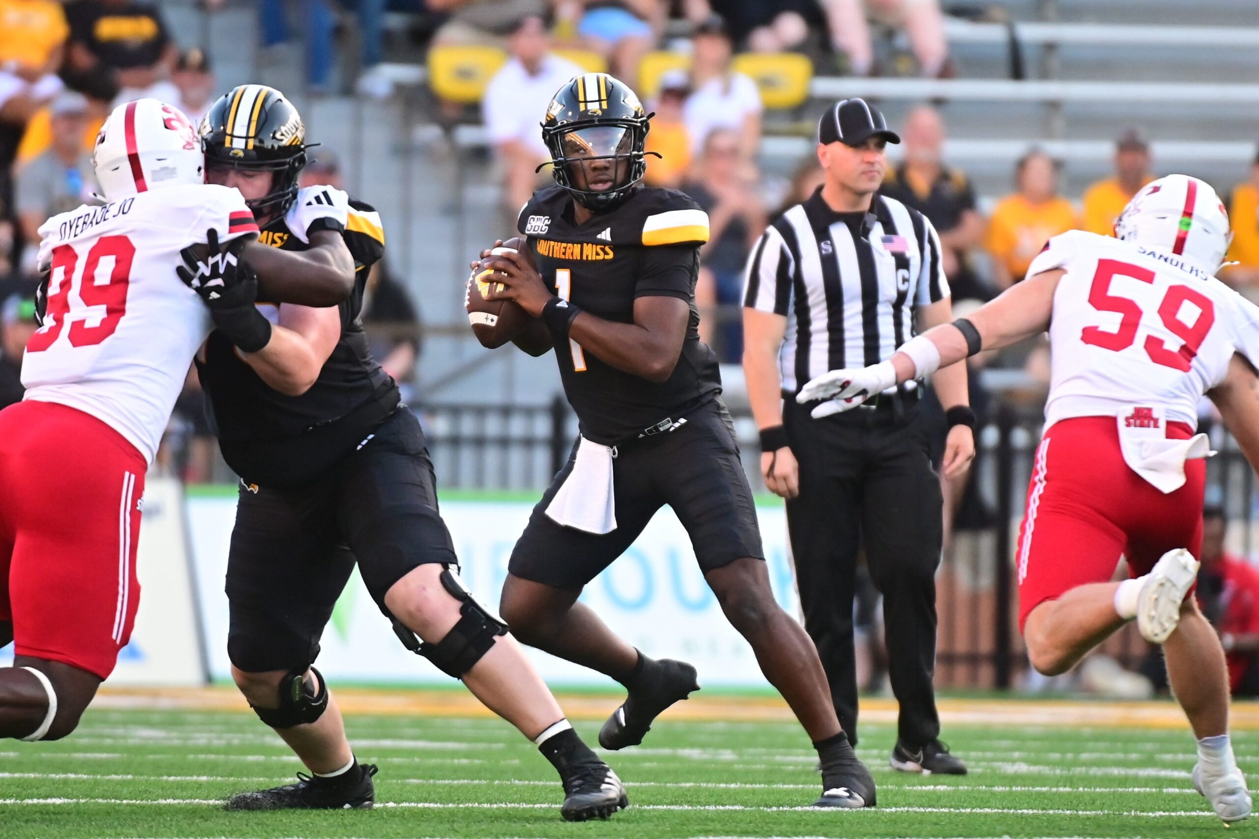Southern Miss Golden Eagles quarterback Braylon Braxton (1) looks to pass against the Jacksonville State Gamecocks during the first quarter at M.M. Roberts Stadium in Hattiesburg, Miss. on Sept. 27, 2025.