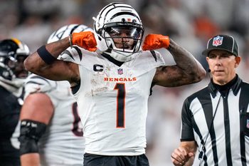 Cincinnati Bengals wide receiver Ja'Marr Chase (1) celebrates a catch in the fourth quarter of the NFL Week 7 game between the Cincinnati Bengals and the Pittsburgh Steelers at Paycor Stadium in downtown Cincinnati on Thursday, Oct. 16, 2025. The Bengals won, 33-31.