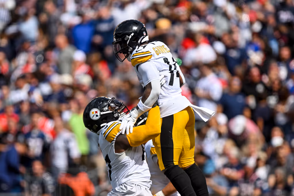 Helmet, Clothing, Glove