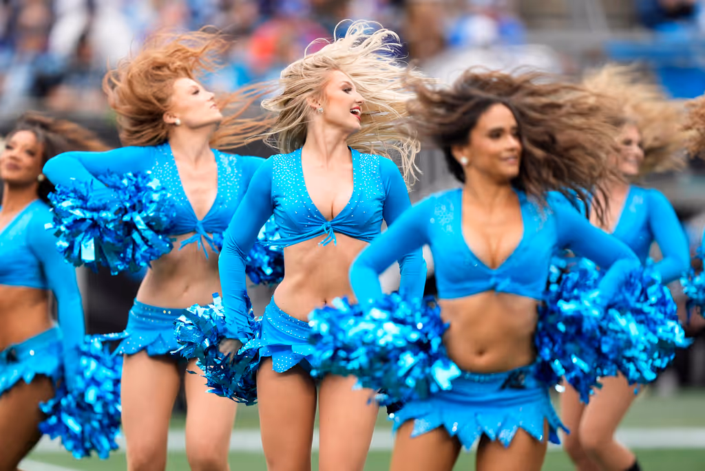 Adult, Female, Person