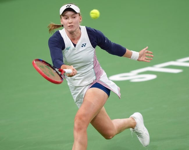 Person, Clothing, Hat