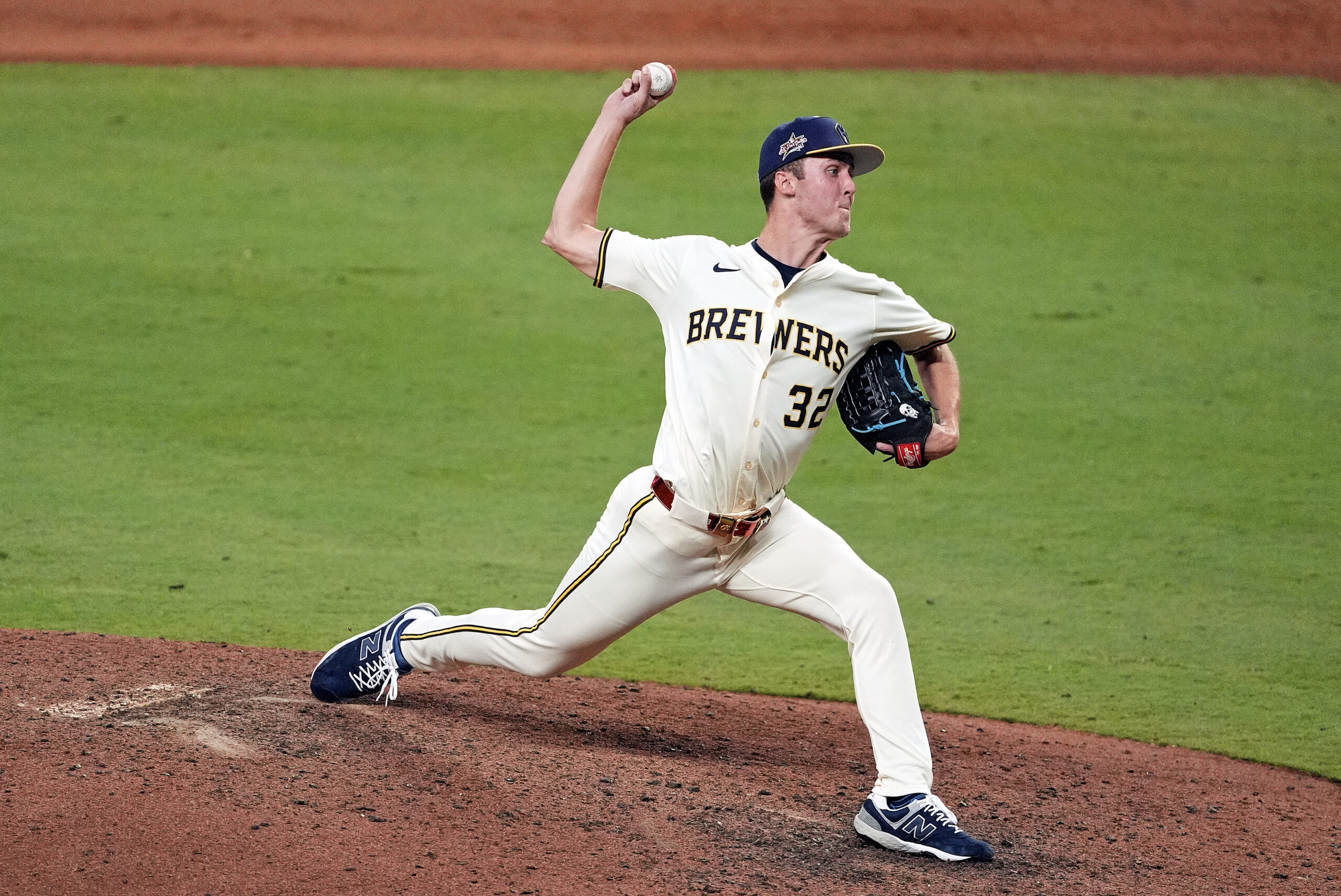 Jul 15, 2025; Cumberland, Georgia, USA; National League pitcher Jacob
Misiorowski of the Milwaukee Brewers pitches  during the eighth inning during the 2025 MLB All Star Game at Truist Park. Mandatory Credit: Dale Zanine-Imagn Images
