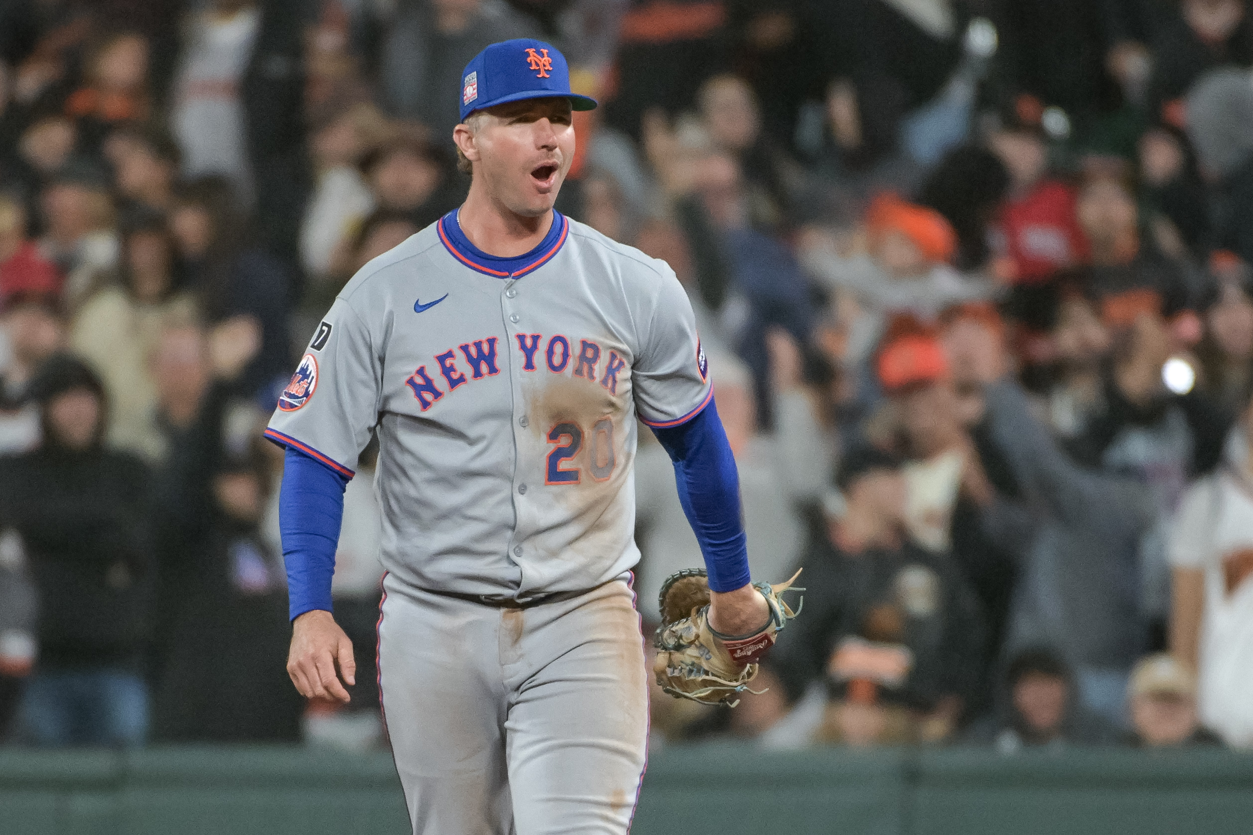 Jul 26, 2025; San Francisco, California, USA; New York Mets first baseman Pete Alonso (20) reacts after making the final out against the San Francisco Giants at Oracle Park. Mandatory Credit: Ed Szczepanski-Imagn Images