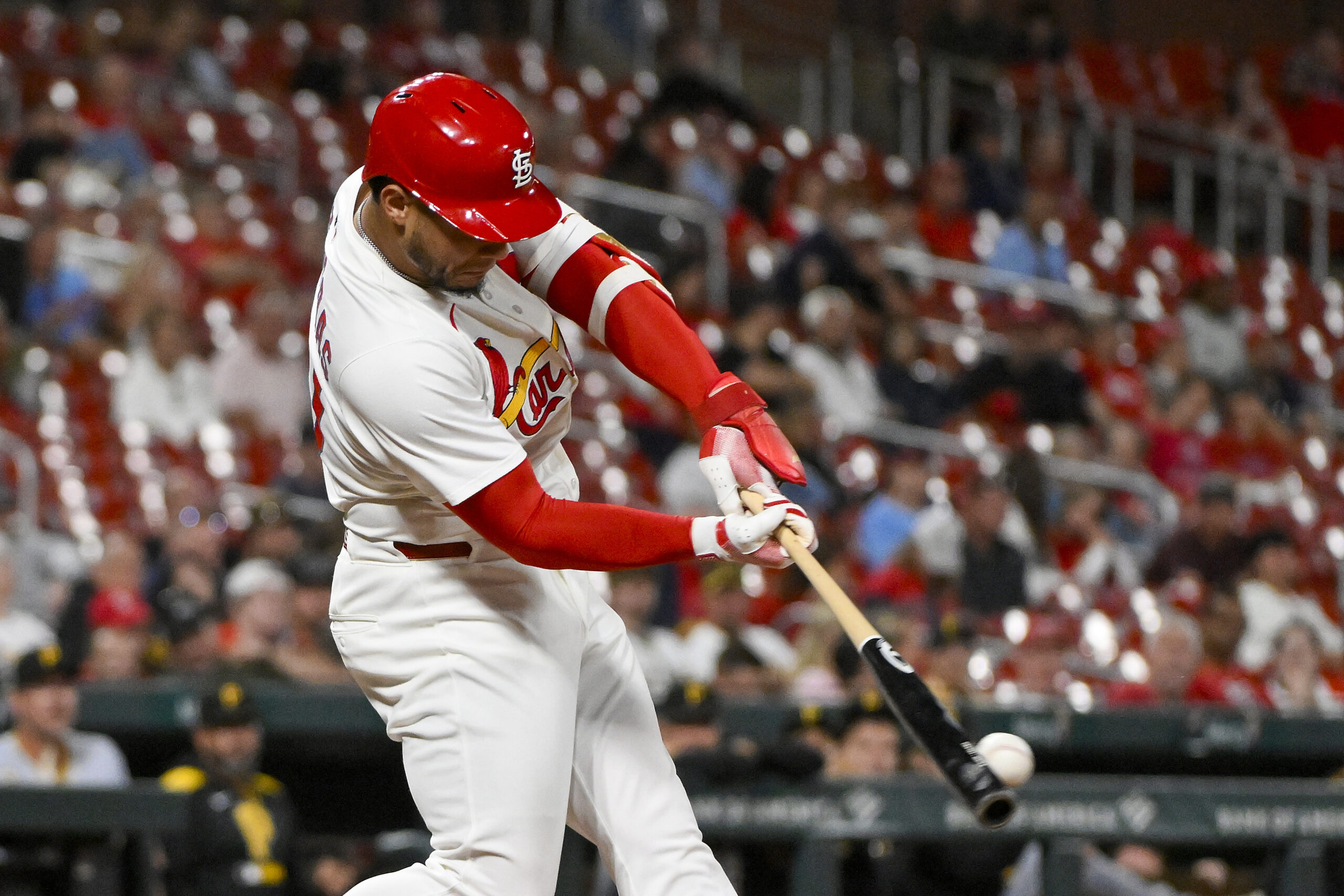 Aug 26, 2025; St. Louis, Missouri, USA; St. Louis Cardinals first baseman Willson Contreras (40) drives in a run as he grounds out against the Pittsburgh Pirates during the sixth inning at Busch Stadium. Mandatory Credit: Jeff Curry-Imagn Images